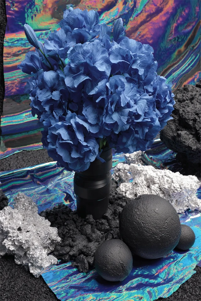 Monochrome Avant Garde - Image 3
