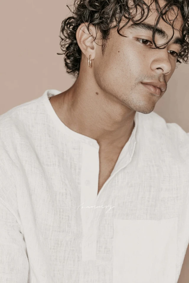 Soft Linen Serenity - Image 1