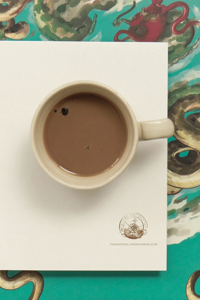 Minimalist Gallery Muse - Image 4