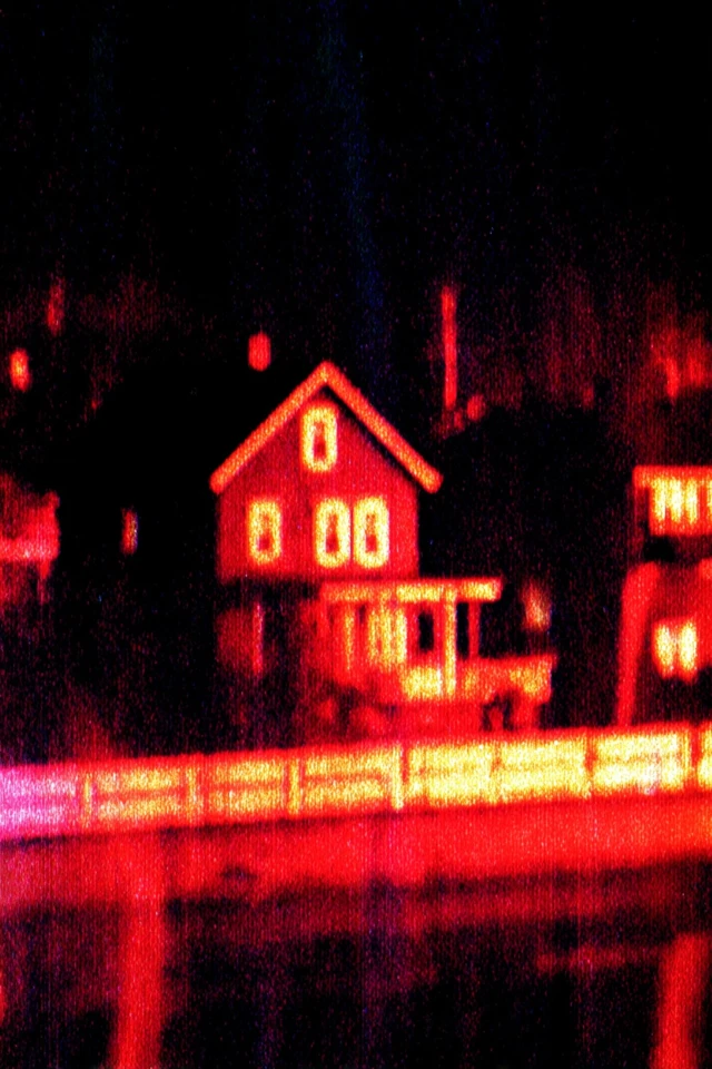 Crimson Static Dreams - Image 6