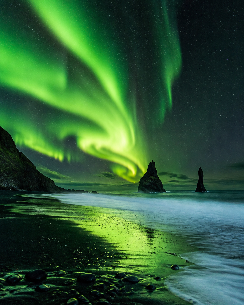 Create a breathtaking realistic travel photograph of a ma...