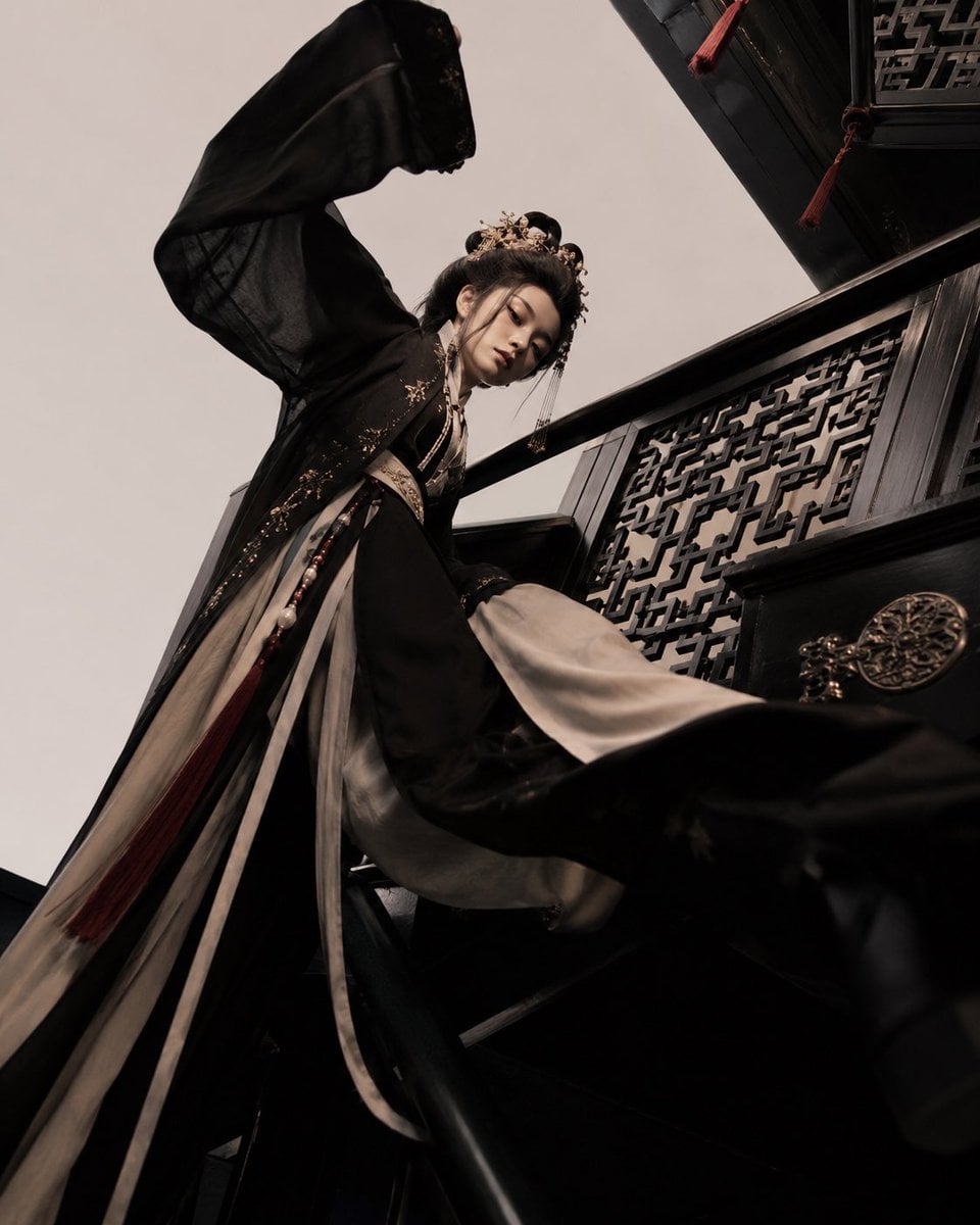 极简时尚封面感 × High Fashion Editorial × 独立艺术企划主视觉 × Contempora... - alternate